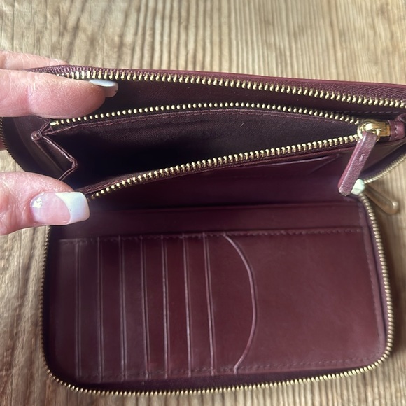 Skagen Mikkeline Burgundy Leather Handbag with Matching Wallet - Picture 10 of 13